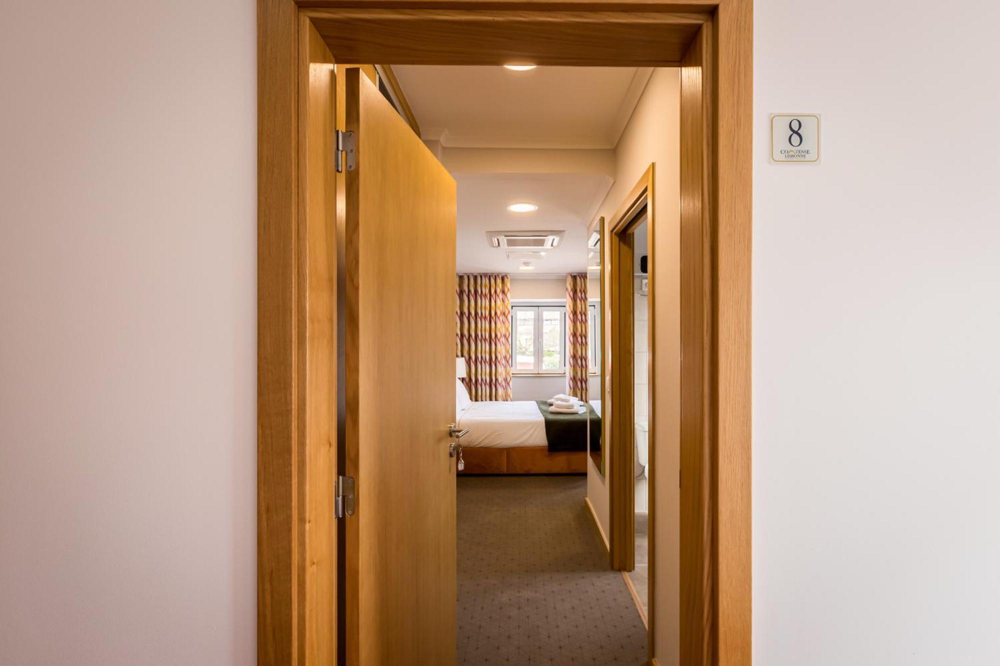 Comtesse Lisbonne Guest House By Homing Bagian luar foto